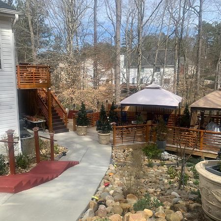 Entire Apartment Suite Family Singles Couples Nurses Dinners Business Meetings Lithonia Exterior photo