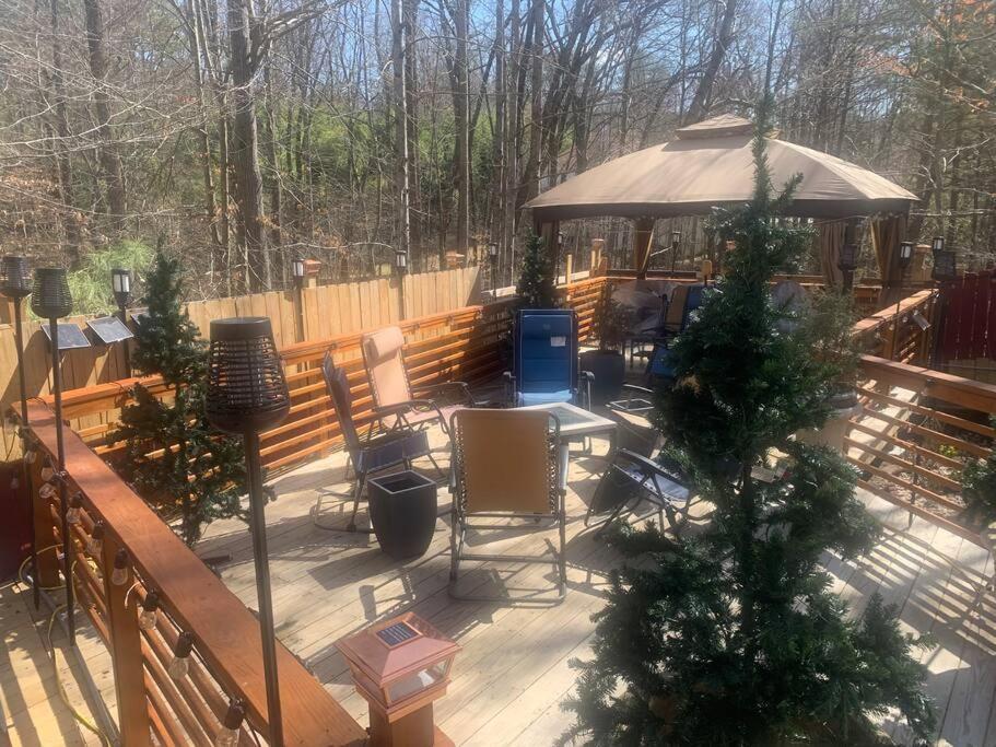 Entire Apartment Suite Family Singles Couples Nurses Dinners Business Meetings Lithonia Exterior photo