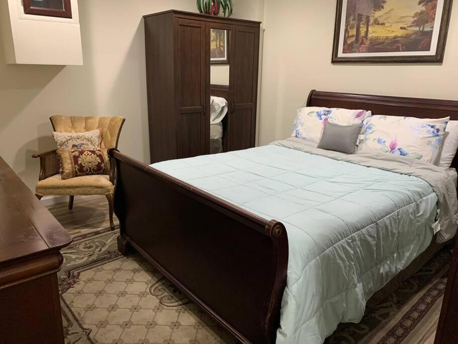 Entire Apartment Suite Family Singles Couples Nurses Dinners Business Meetings Lithonia Exterior photo